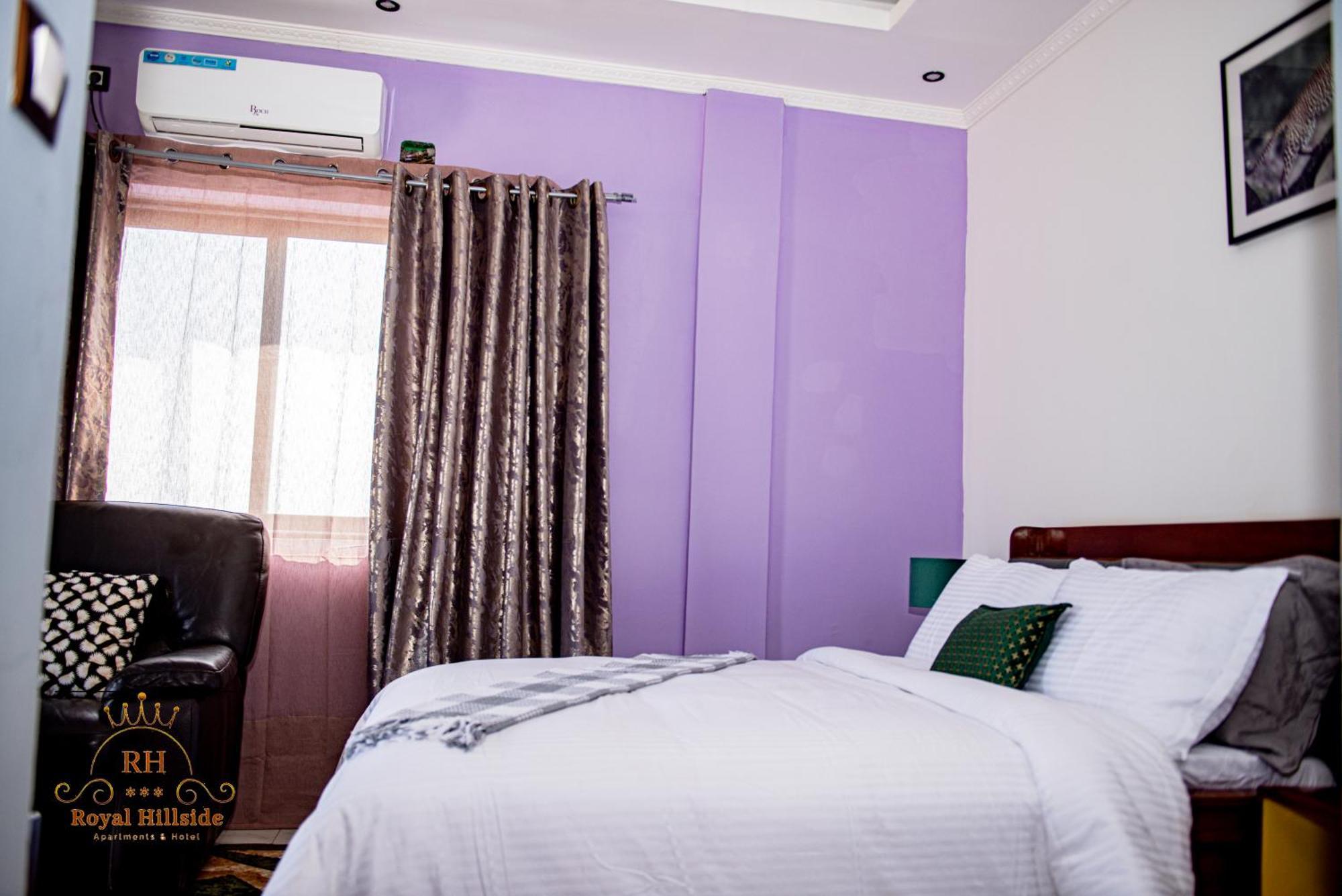 Royal Hillside Apartments And Hotels Yaounde Bagian luar foto