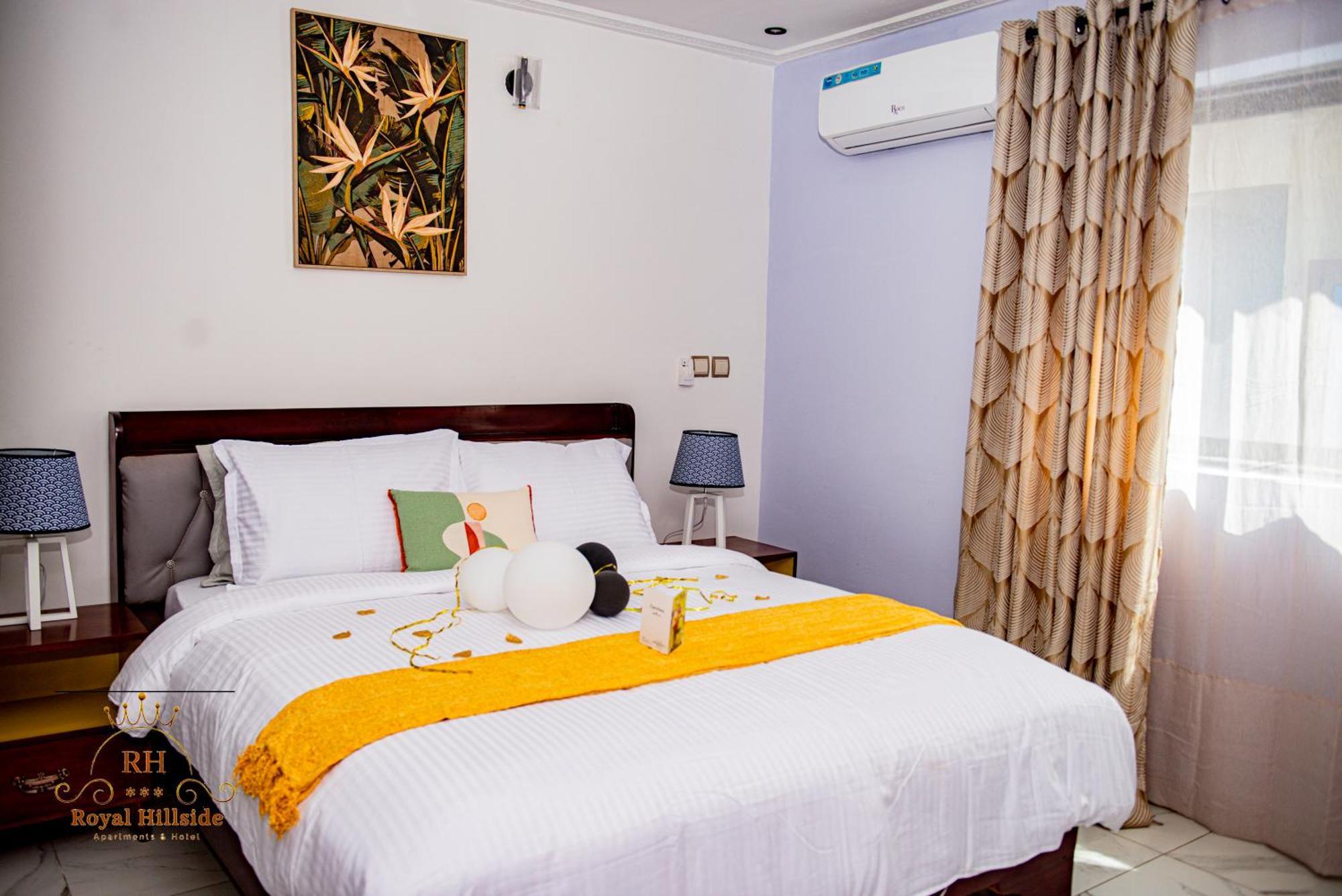 Royal Hillside Apartments And Hotels Yaounde Bagian luar foto