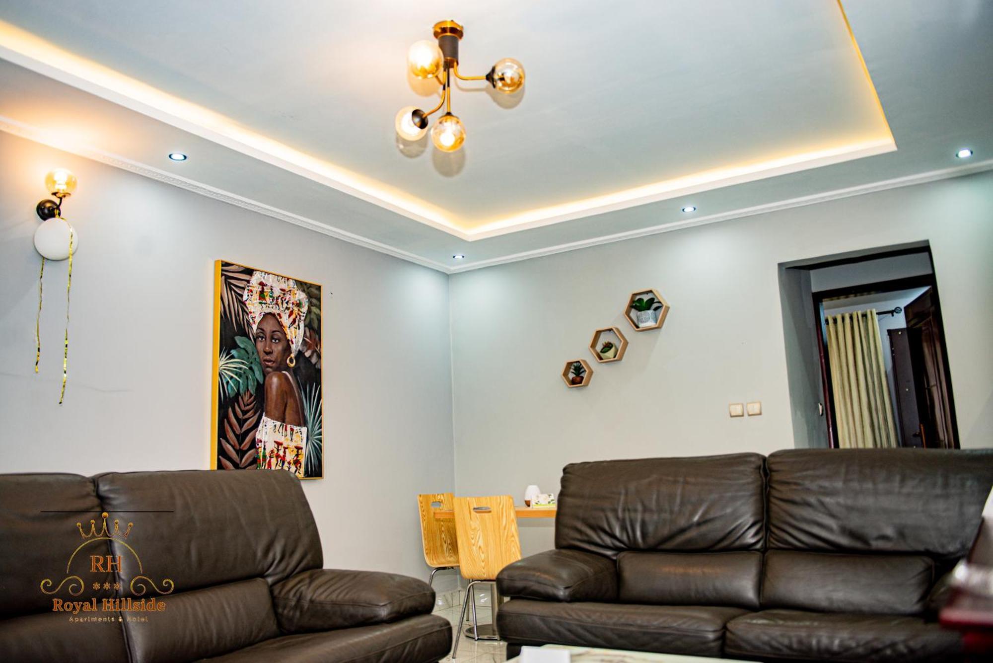 Royal Hillside Apartments And Hotels Yaounde Bagian luar foto