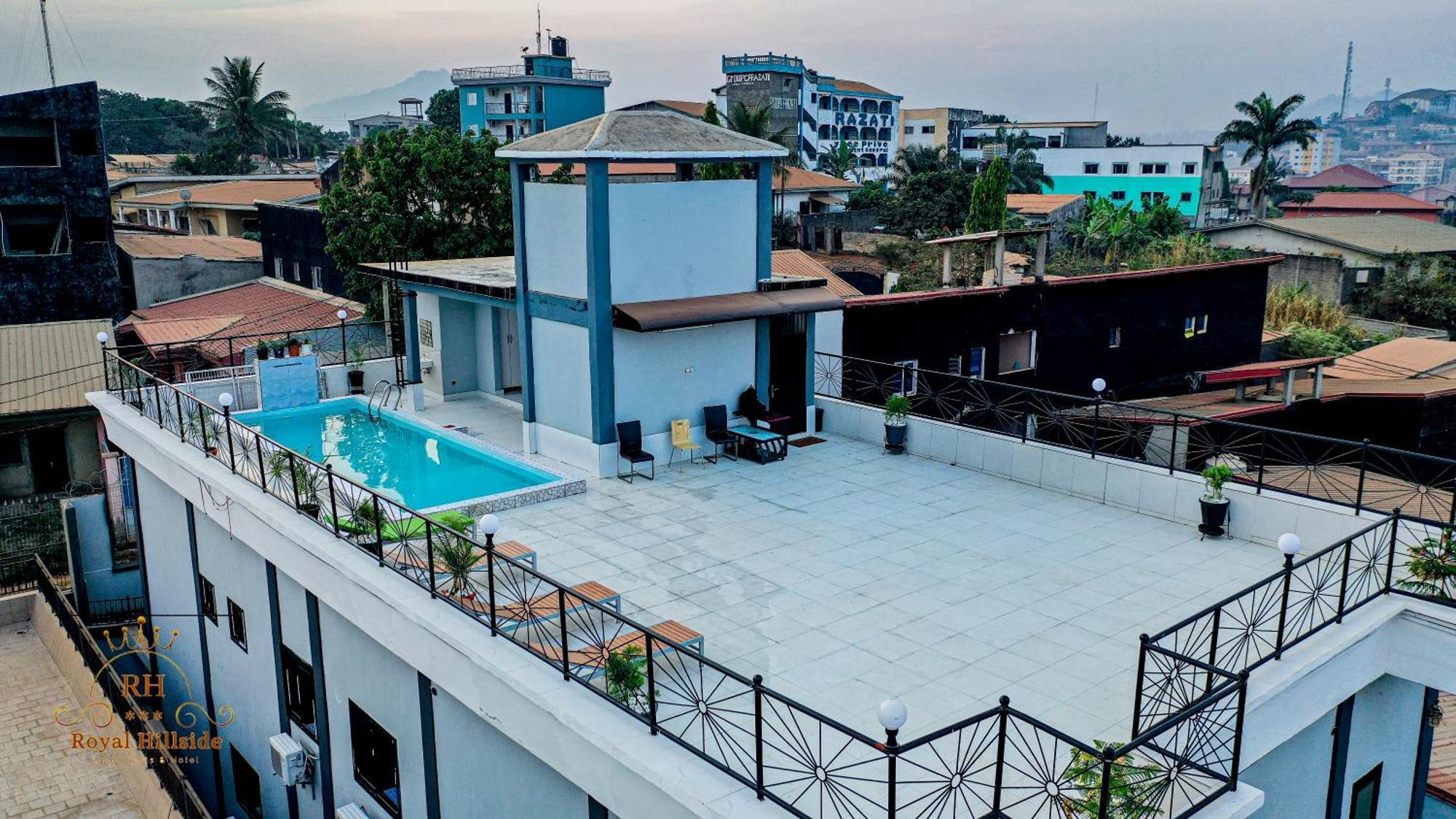 Royal Hillside Apartments And Hotels Yaounde Bagian luar foto