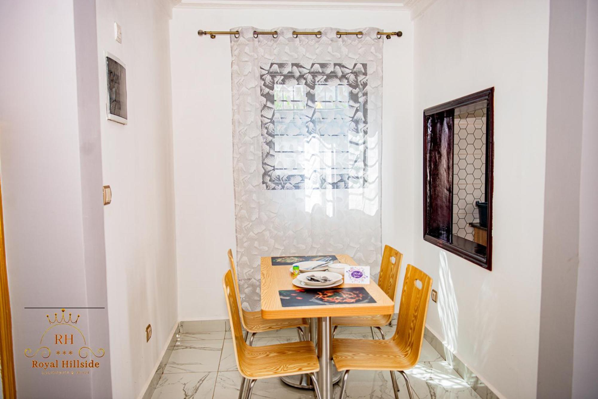 Royal Hillside Apartments And Hotels Yaounde Bagian luar foto
