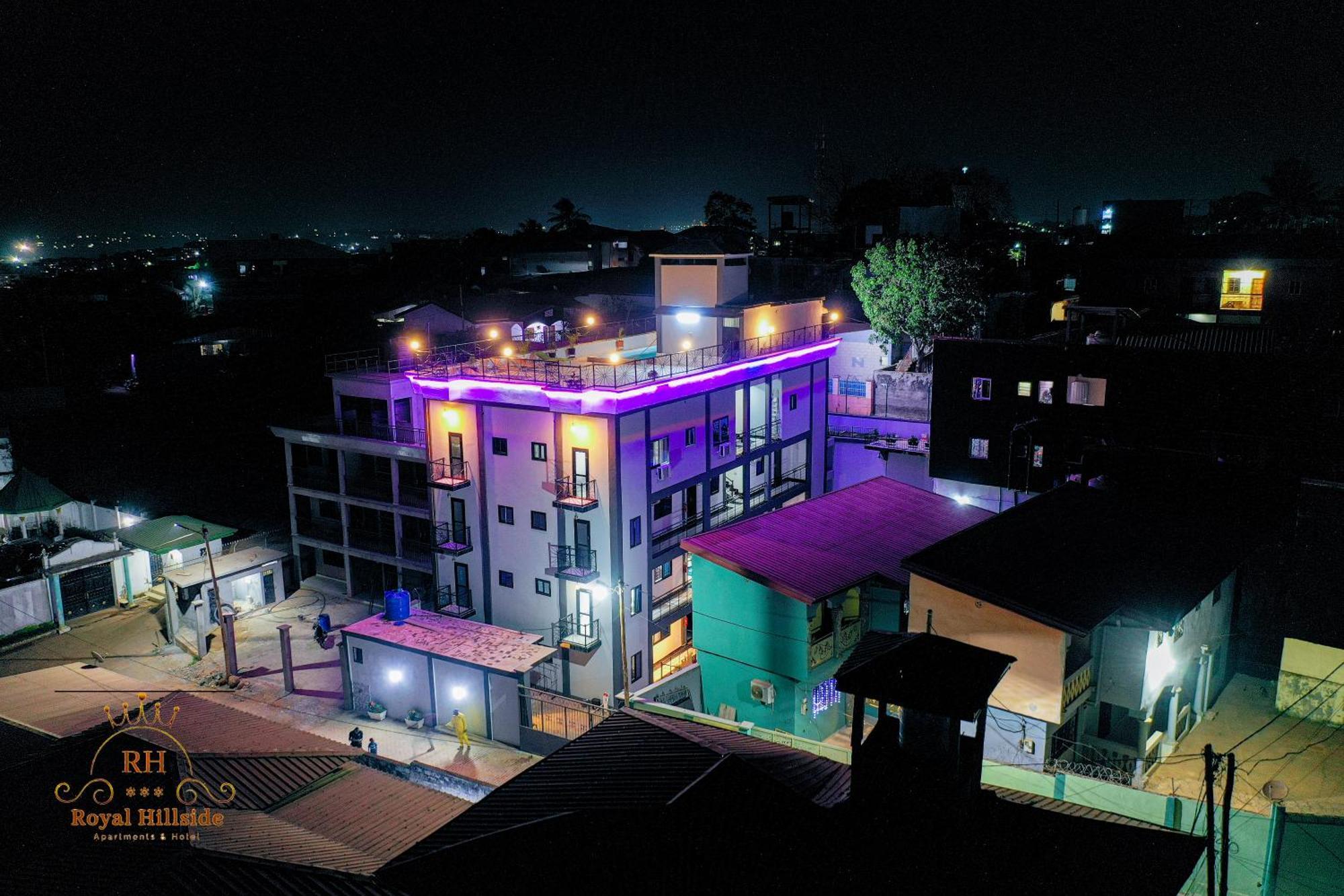 Royal Hillside Apartments And Hotels Yaounde Bagian luar foto