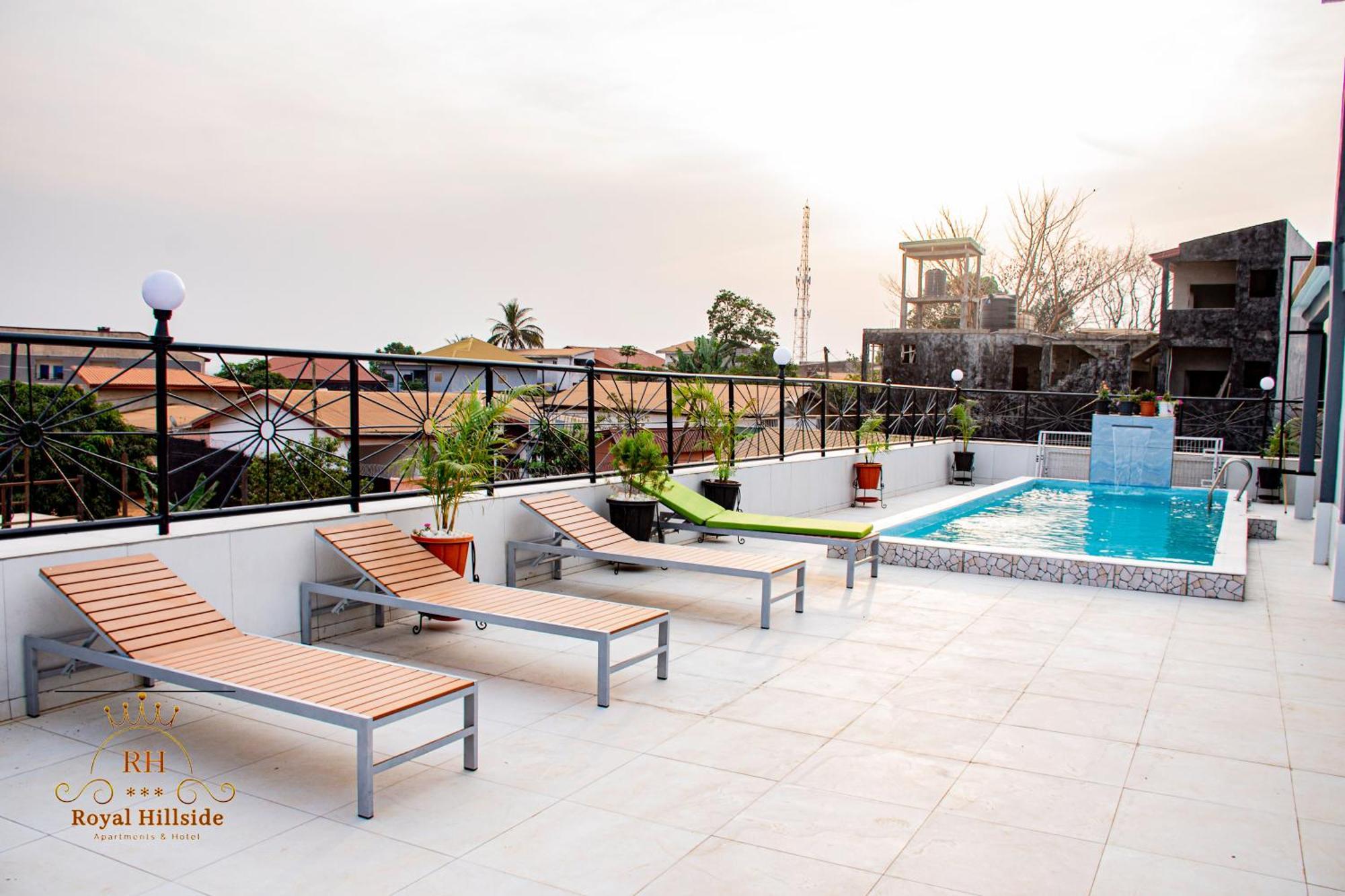 Royal Hillside Apartments And Hotels Yaounde Bagian luar foto