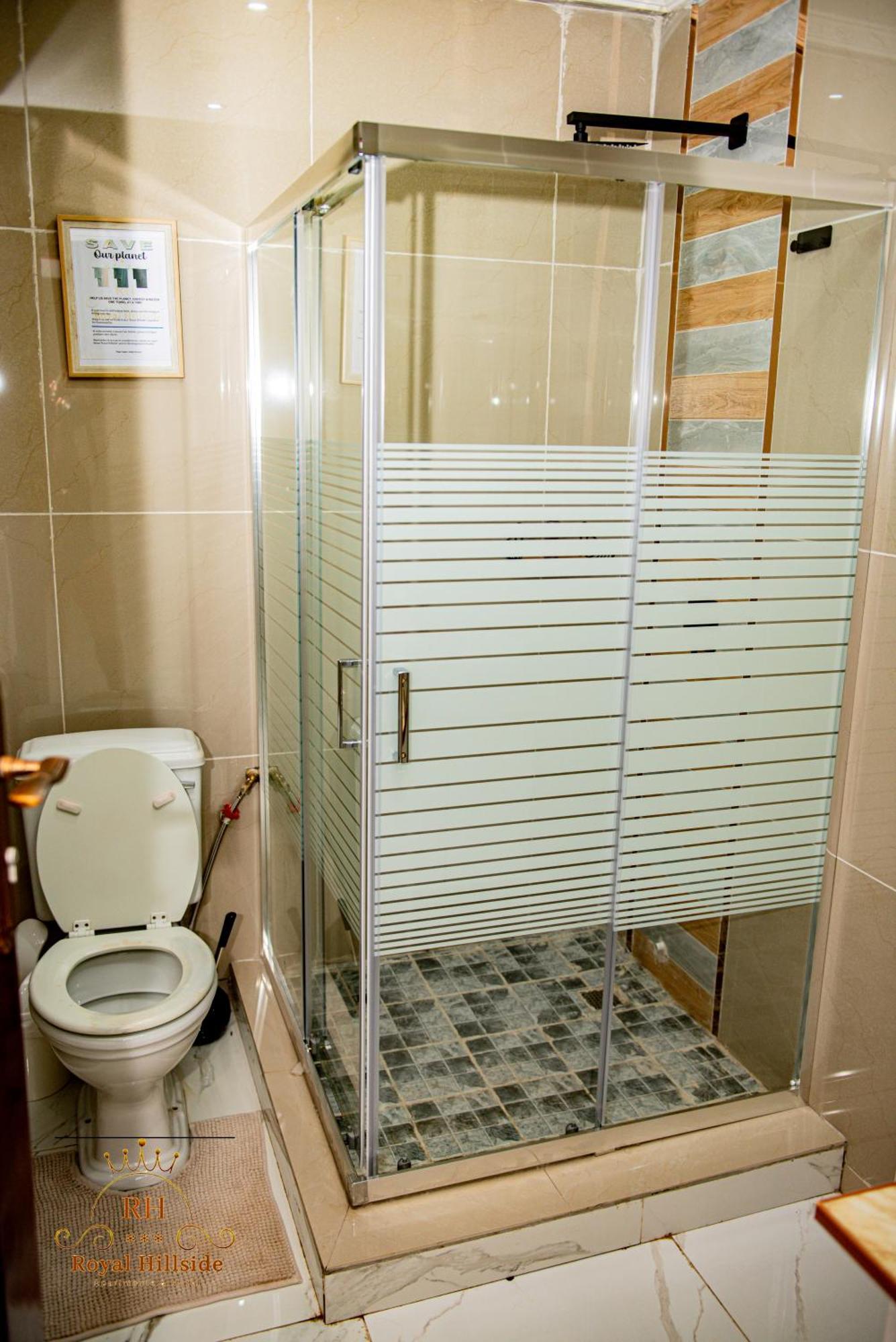 Royal Hillside Apartments And Hotels Yaounde Bagian luar foto